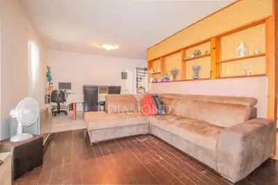 House 370 m², Momjan - center and sea view - 4