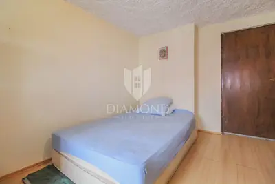 House 370 m², Momjan - center and sea view - 9