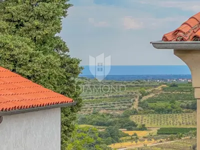 House 370 m², Momjan - center and sea view - 3