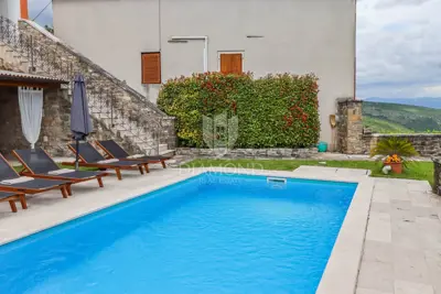 House for sale in Oprtalj, 139 m² - 22