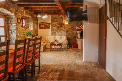 House for sale in Oprtalj, 139 m² - 6