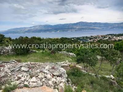 Zemljište, Brač, 5 800 m², 90 000 € - 2