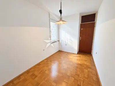 Stan 62,7 m², Rastočine - 2 spavaće sobe, lift - 10