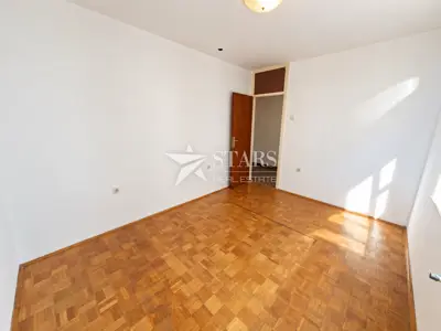 Stan 62,7 m², Rastočine - 2 spavaće sobe, lift - 14