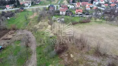 Grundstück 1.573 m², Miroševec, Blick auf Sljeme - 8