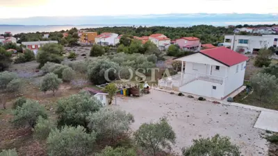 OTOK VIR - Katnica na građevnoj parceli od 2732 m² - 2