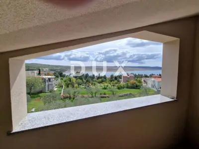 Stan 70,8 m², Rovanjska - pogled na more i parkirno mjesto - 5
